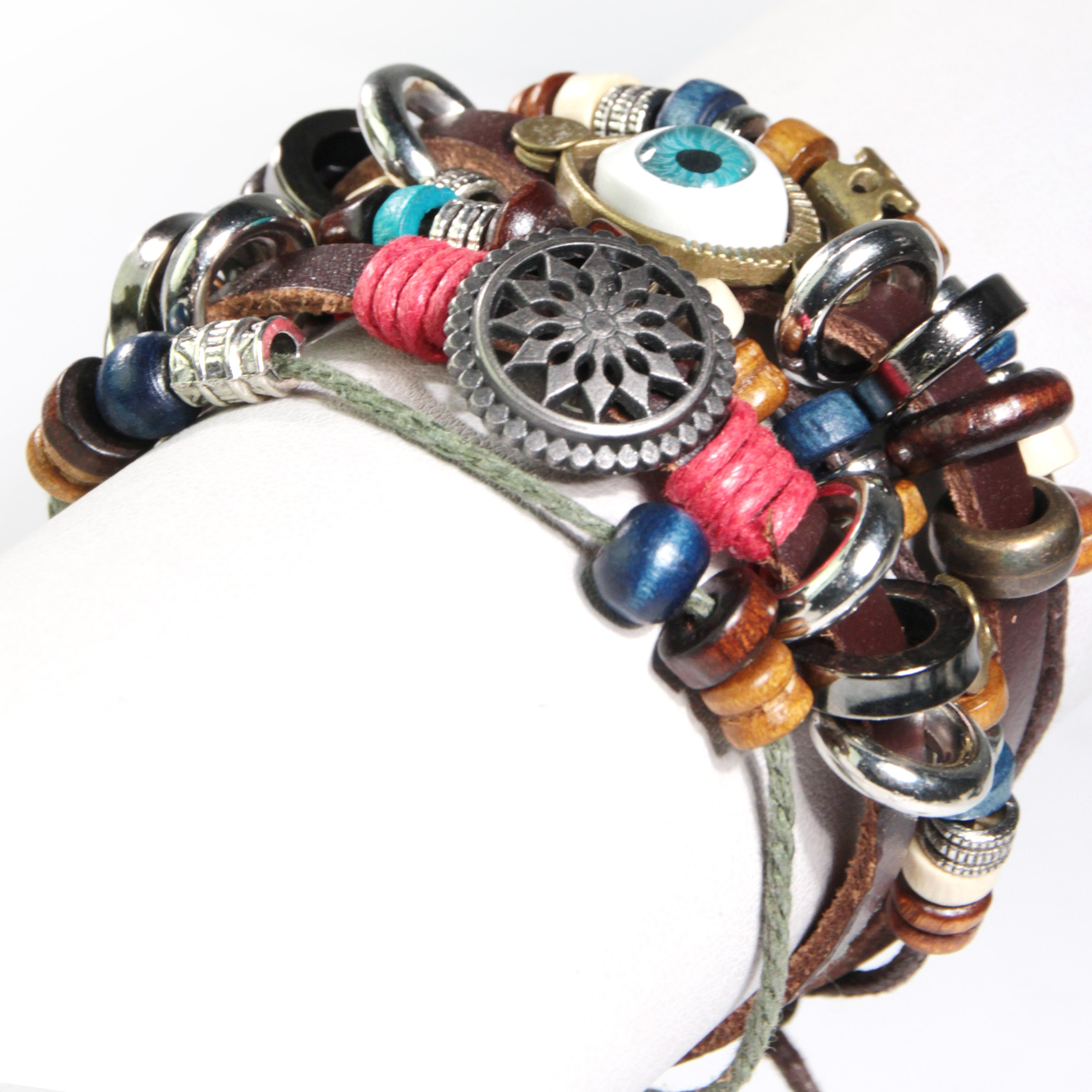 Vista detalle de brazalete B362